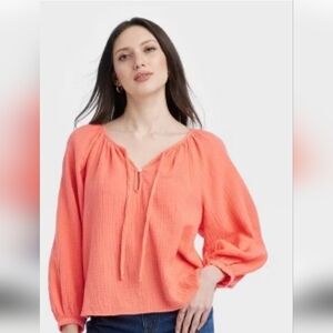 UNIVERSAL THREAD WOMEN'S BALLOON LONG SLEEVE EVERYDAY BLOUSE. CORAL. XS/NWT